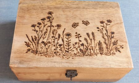 Holzschatulle "Blumenwiese"