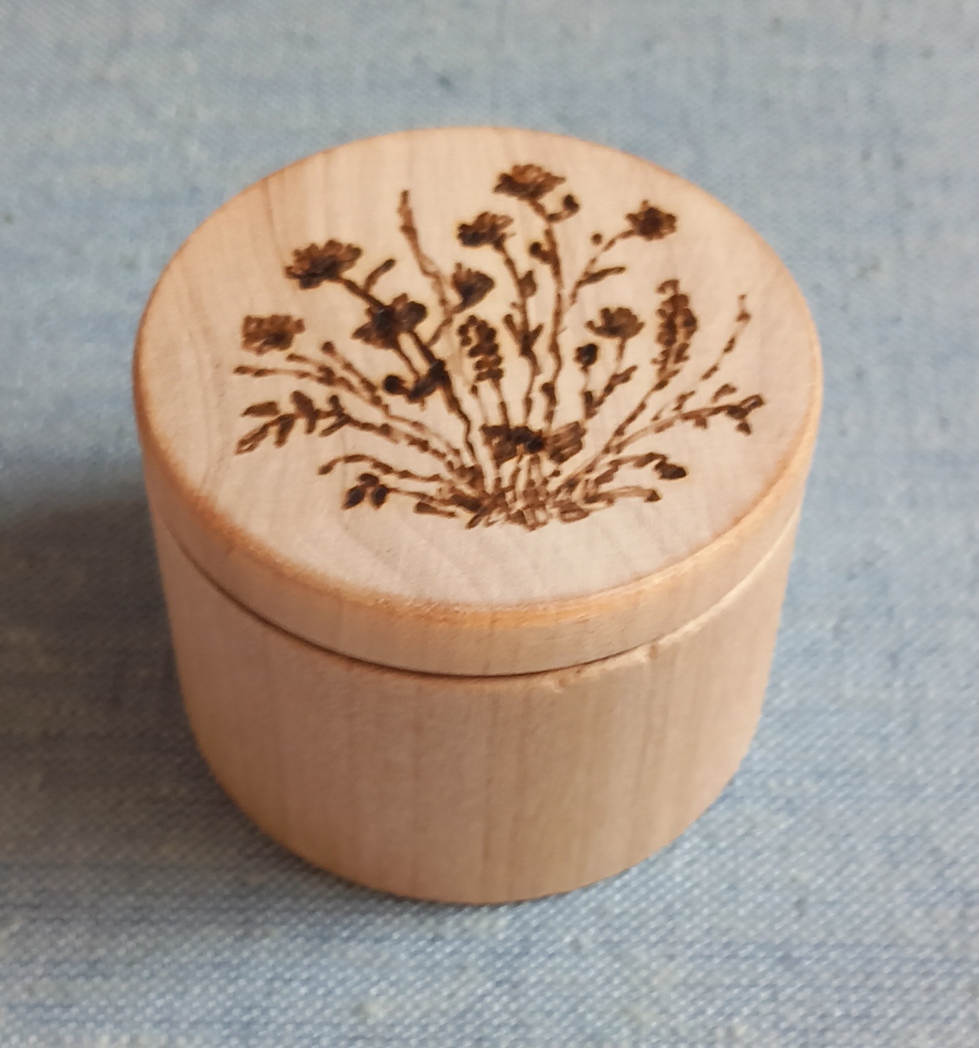 Holzdose "Gräser" – Bild 3